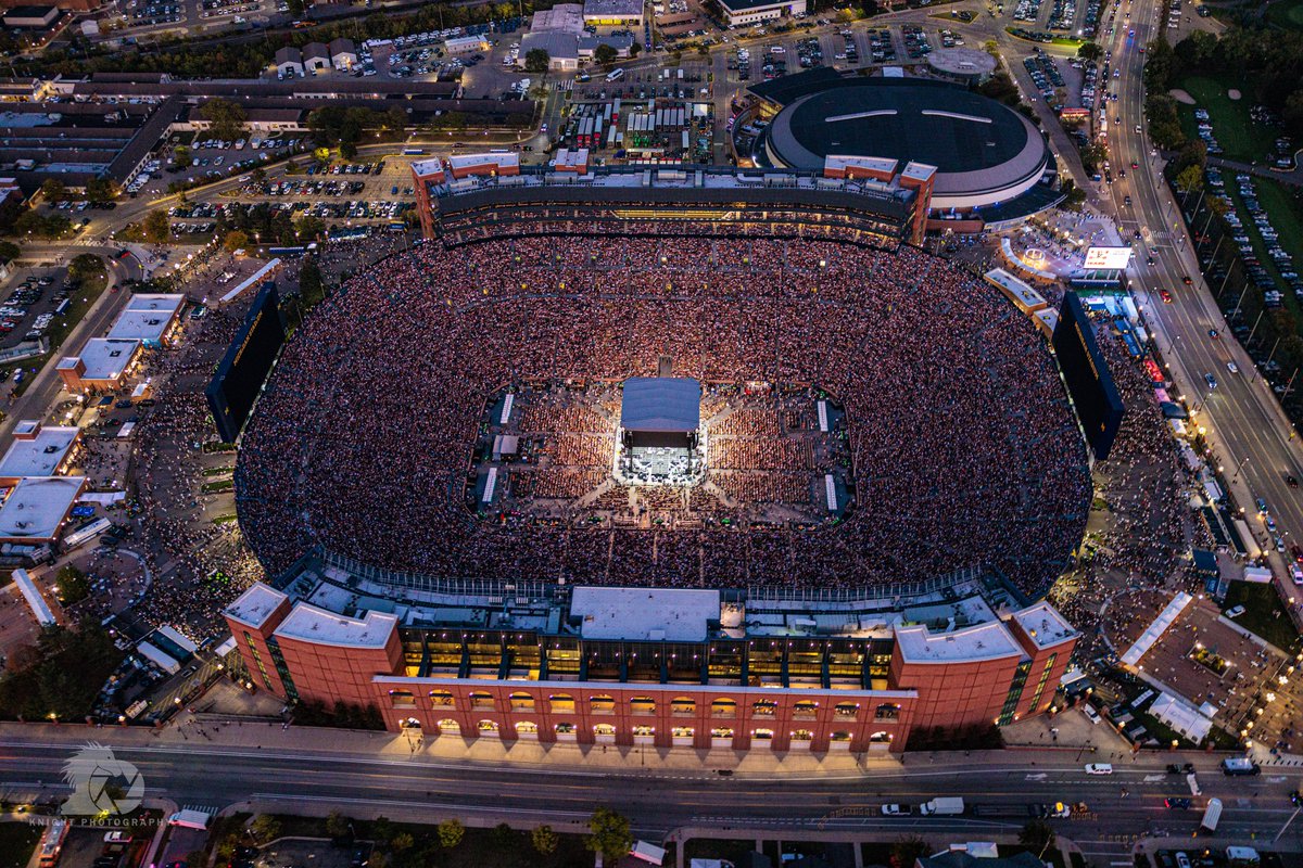 J_Knight39's tweet photo. Sold out Michigan stadium for Zach Bryan, John Mayer and 110,000 plus. Break a record for the largest event ever held at The Big house in Ann Arbor, MI. https://t.co/vJgksfyEiQ