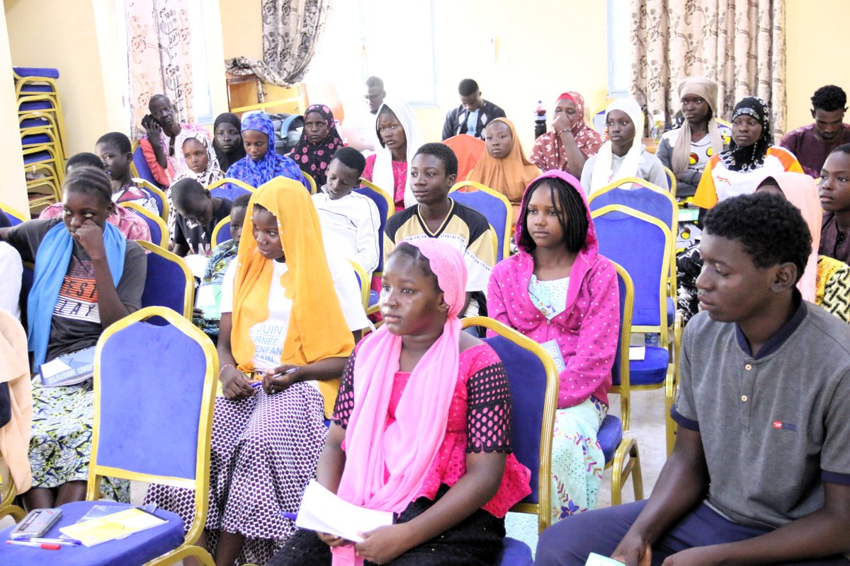 SaveChildrenBF's tweet image. Dans l’Oudalan &amp;amp; le Séno, les enfants ont désormais leurs propres Groupes de Plaidoyer grâce à @SaveChildrenBF  &amp;amp; au projet PROMIS.

Formés aux techniques de plaidoyer, ils portent leur voix pour l’école, l’état civil  &amp;amp; la protection de leurs droits.

 #Plaidoyer #BurkinaFaso