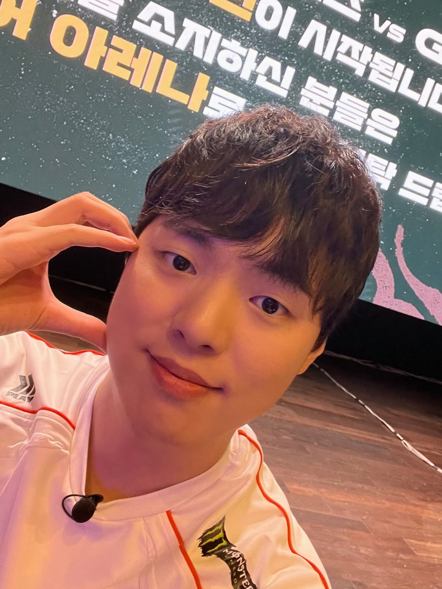 arim_011's tweet photo. 2025.09.28
#강형우 #CptJack https://t.co/rCL0lbKp1z