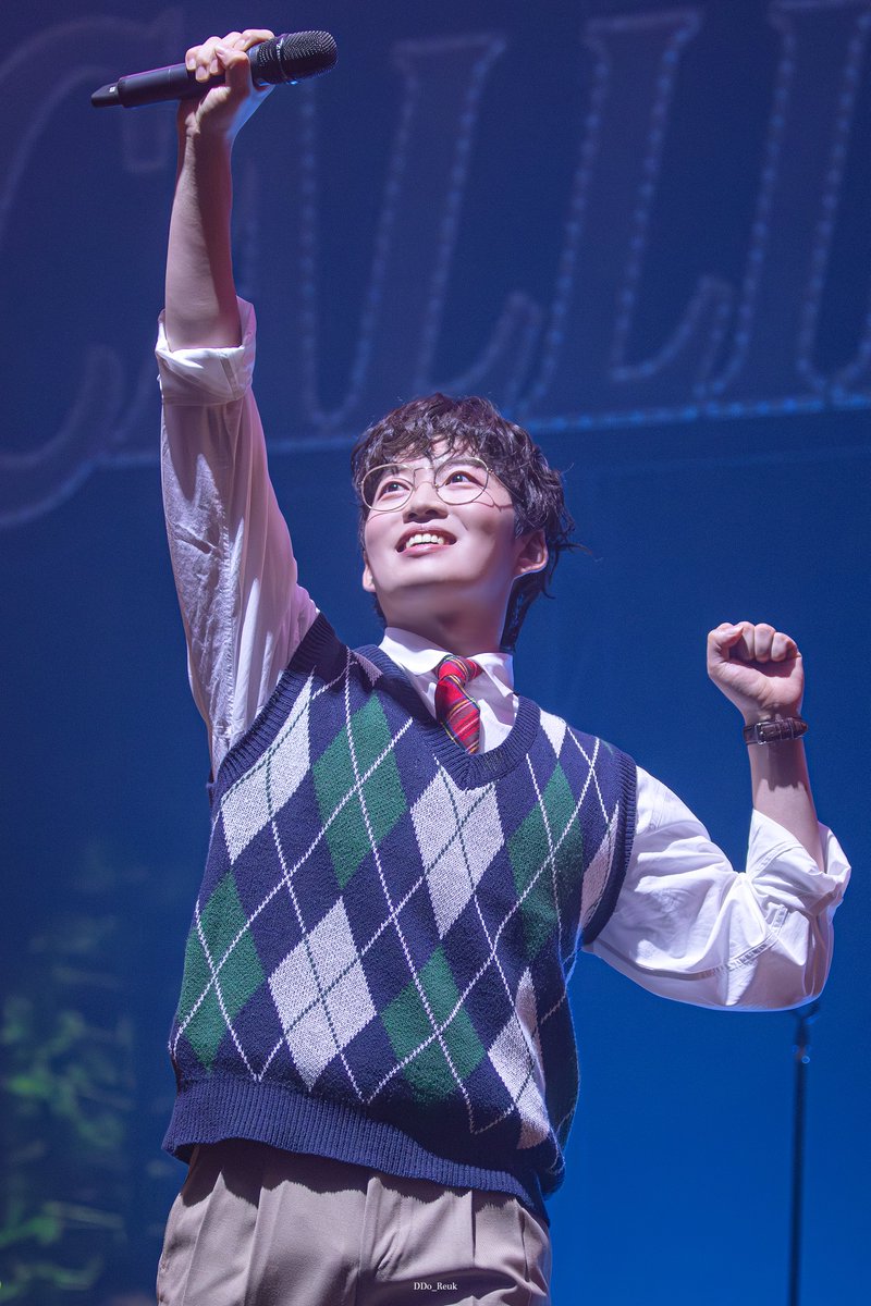 DDo_Reuk_P's tweet photo. 250927 뮤지컬 트루스토리 낮공 스페셜 커튼콜
M06. 피아노

마일로 Jr. #이동연 https://t.co/5FE0aOjvj3