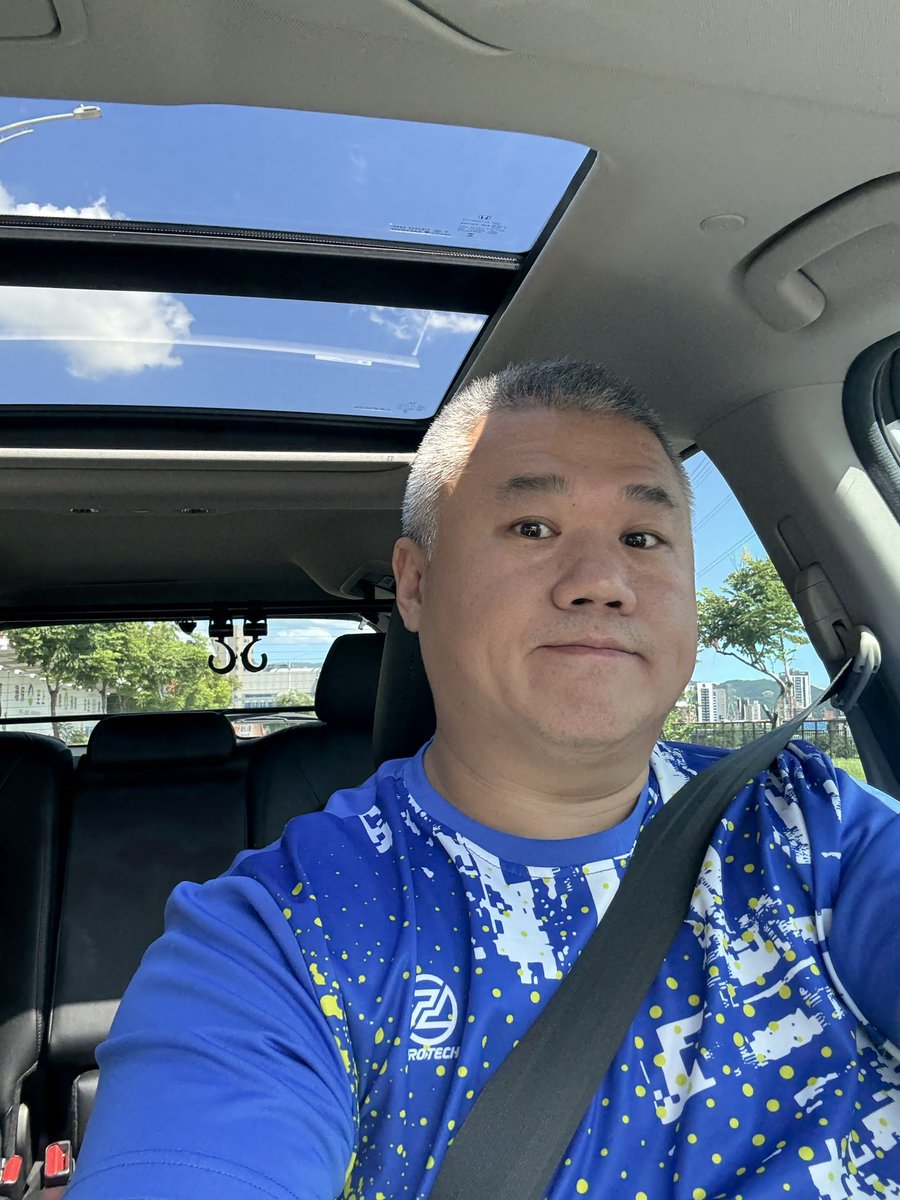 Sean10974796's tweet photo. 我愛運動，GO! https://t.co/eFHsixnkPT