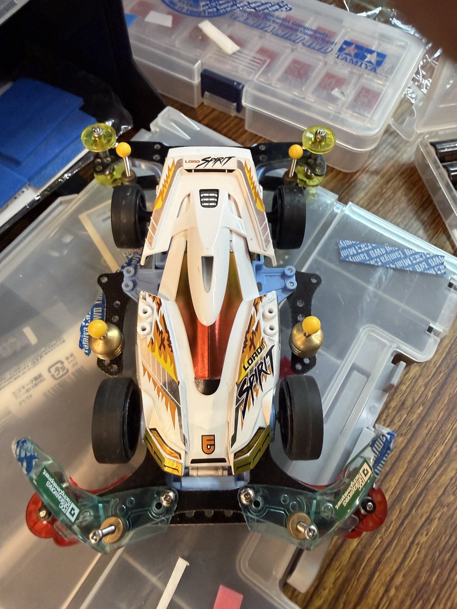 kino_3249_44's tweet photo. 今日活躍してくれたマシン
ストック:コスモソニック
アドバンス:"絶対真空"ロードスピリット
#ミニ四駆
#レッツエンドゴー
#MINI4KING https://t.co/mZNgXAjAJB