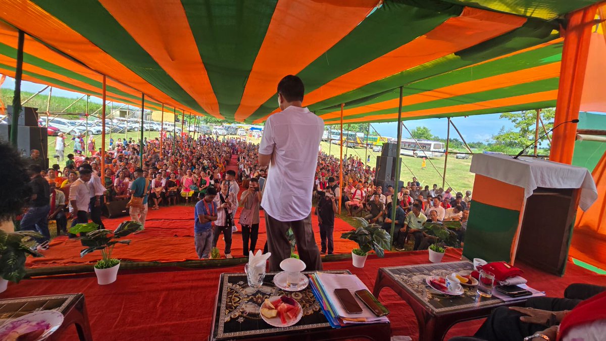 LongsingTo37299's tweet photo. Warmly welcomed more than 500 families at Tharve Hidi under Kopili MAC Constituency and 350 families at Kolonga under Bithung MAC Constituency from APHLC and Indian National Congress to our Bharatiya Janata Party (BJP) under the leadership of Hon'ble CEM of Karbi Anglong Autonomous Council Dr @TuliramRonghang.
@himantabiswa 
@DilipSaikia4Bjp 
@BJP4Assam