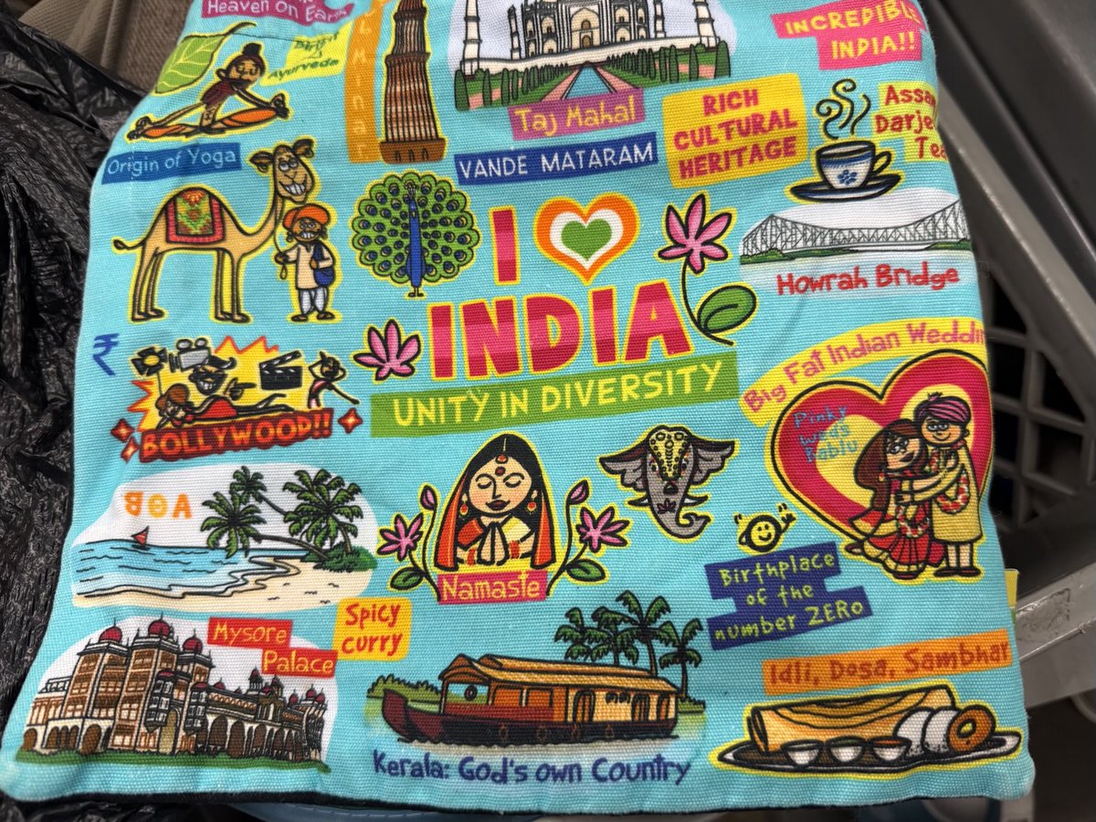 hnjrab's tweet photo. Fou d this shopping bag showing India’s cultural diversity. Not sure why Punjabi’s insist they are part of India. #FreePunjab https://t.co/s1rmX5UMwG