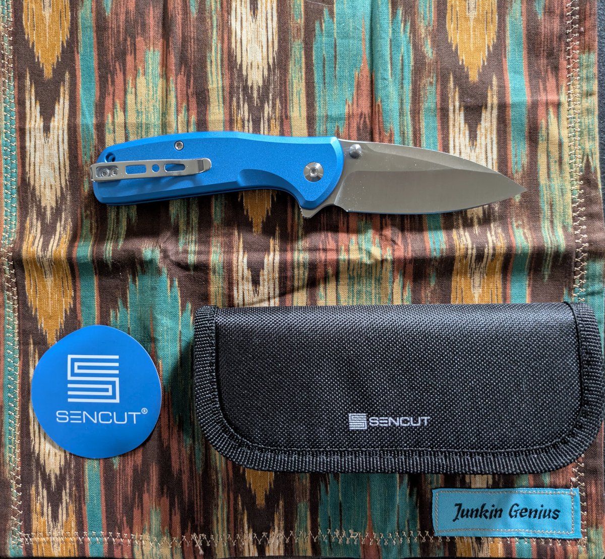 Column:L Sencut hits a lot of the "notes" on why I love to collect pocket knives. Let's take a look at a brand that rules the $50 market space. 

ktsm.com/reviews/br/toy…