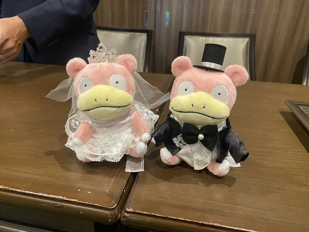 yadodoyado28's tweet photo. ウェルカムヤドンを務めたやぁん！☺️💕
(主の職場のお姉さんの結婚式にご依頼いただいて用意したのやぁん！) https://t.co/f6GyQhxW59