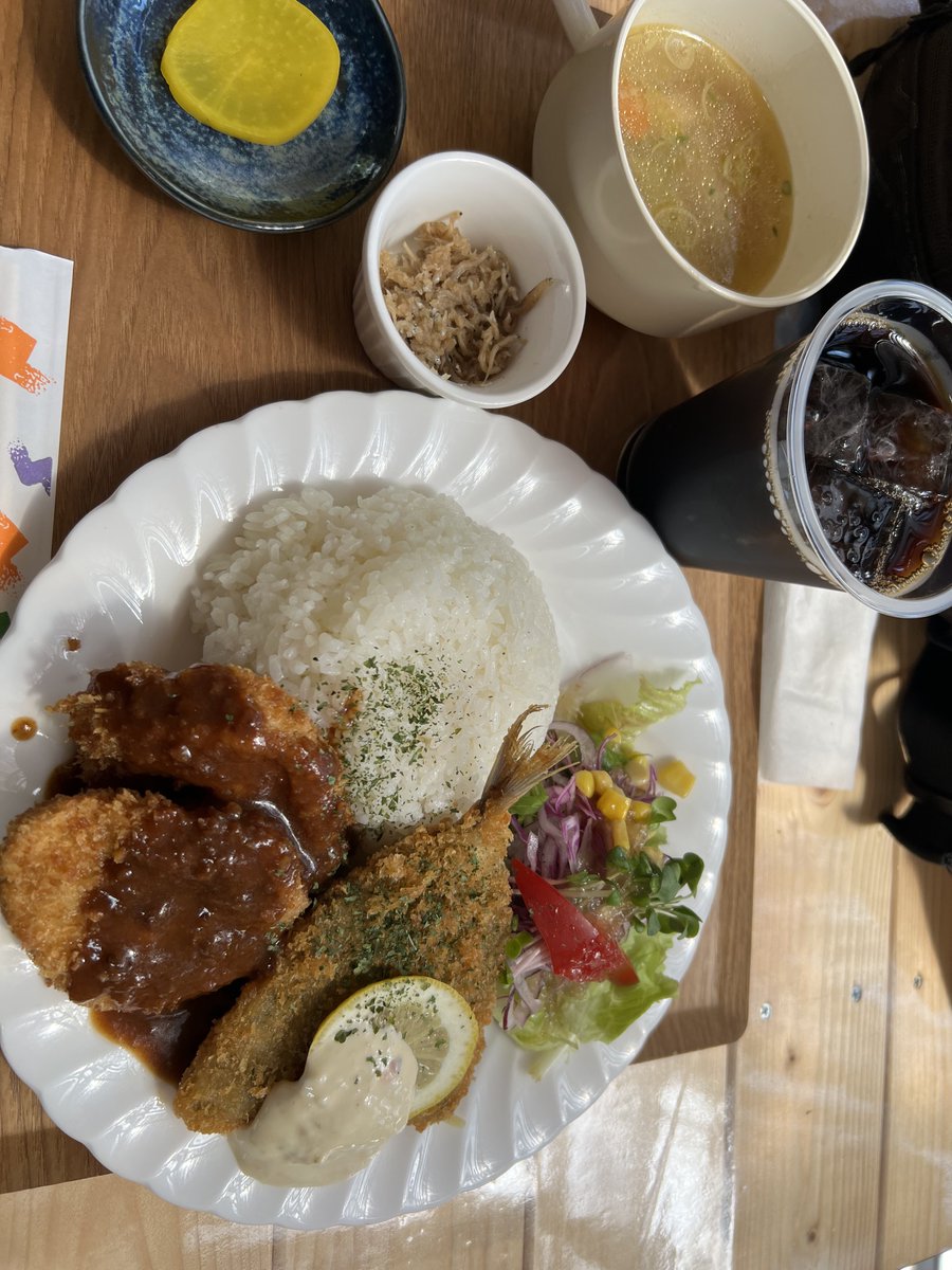 sin4975's tweet photo. アジフライって美味い https://t.co/VId3Blwh2f