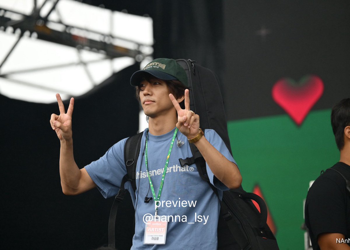 250928 #이승윤 2025 부산국제록페스티벌 Sound Check
preview