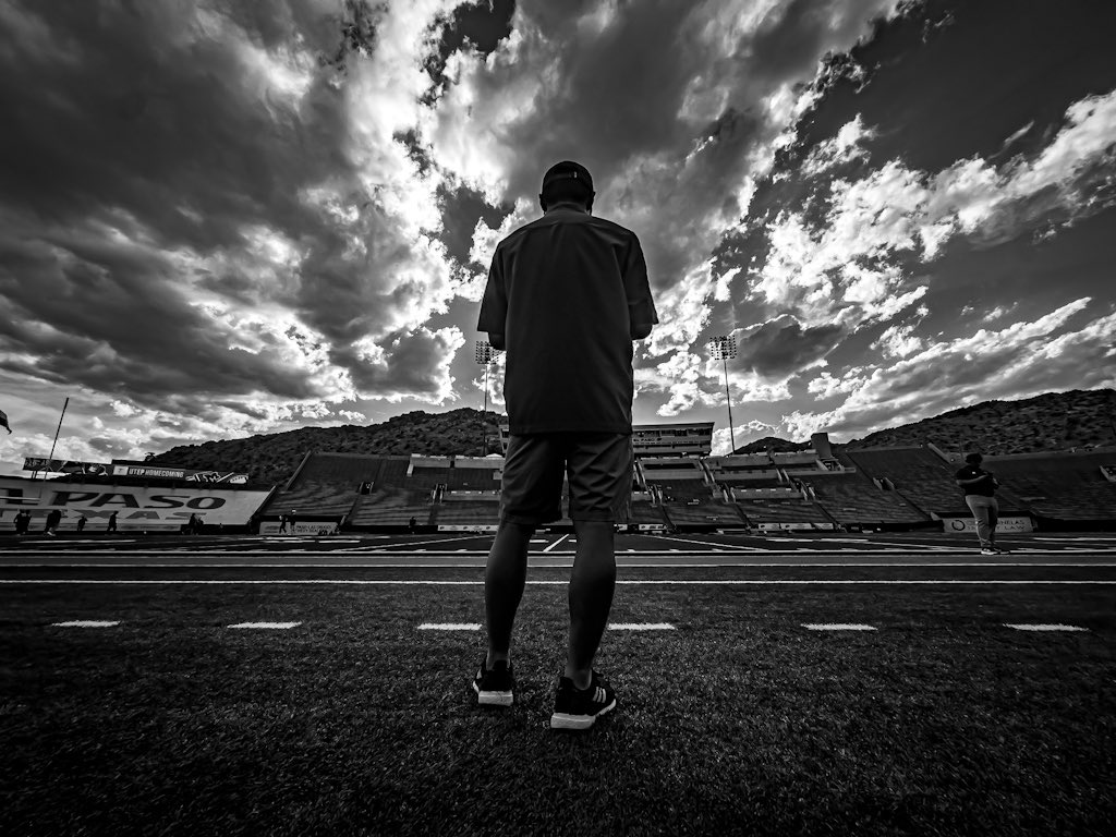 “The Chef in The Kitchen”

<a href="/KyeongjunLee1/">Jun Lee</a>