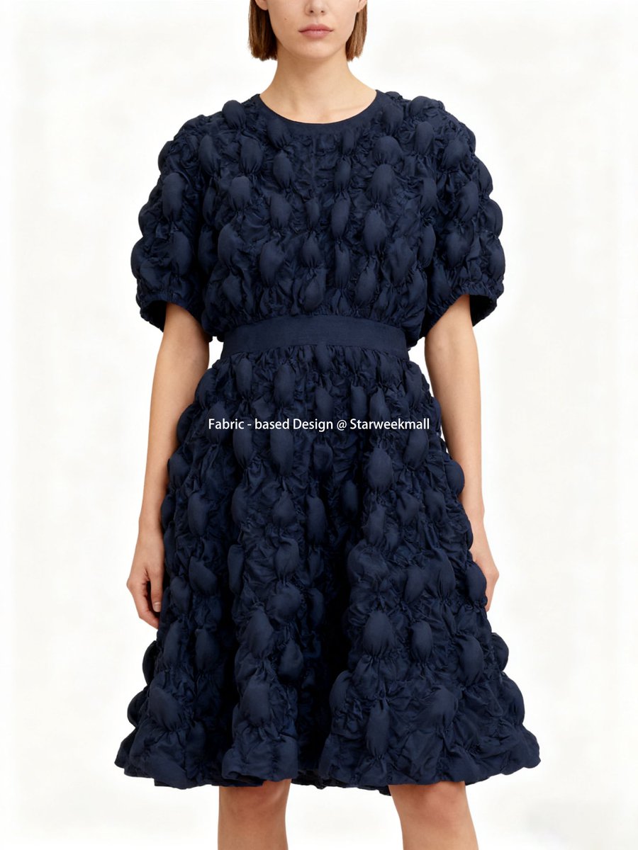 PleatedGarments's tweet image. What styles can be designed with bubble pleats? | #pleating design #fashionbusiness #pleateddress #pleatedskirt