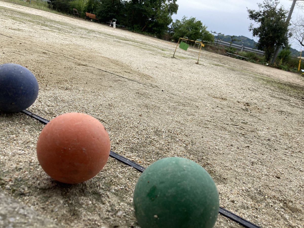 panaworld1's tweet image. 第37回玉津地区クロッケー大会
開会式
涼しい天気で好プレー中です

#クロッケー大会
#健康増進
#参政党
#宇和島市議会議員山本定彦