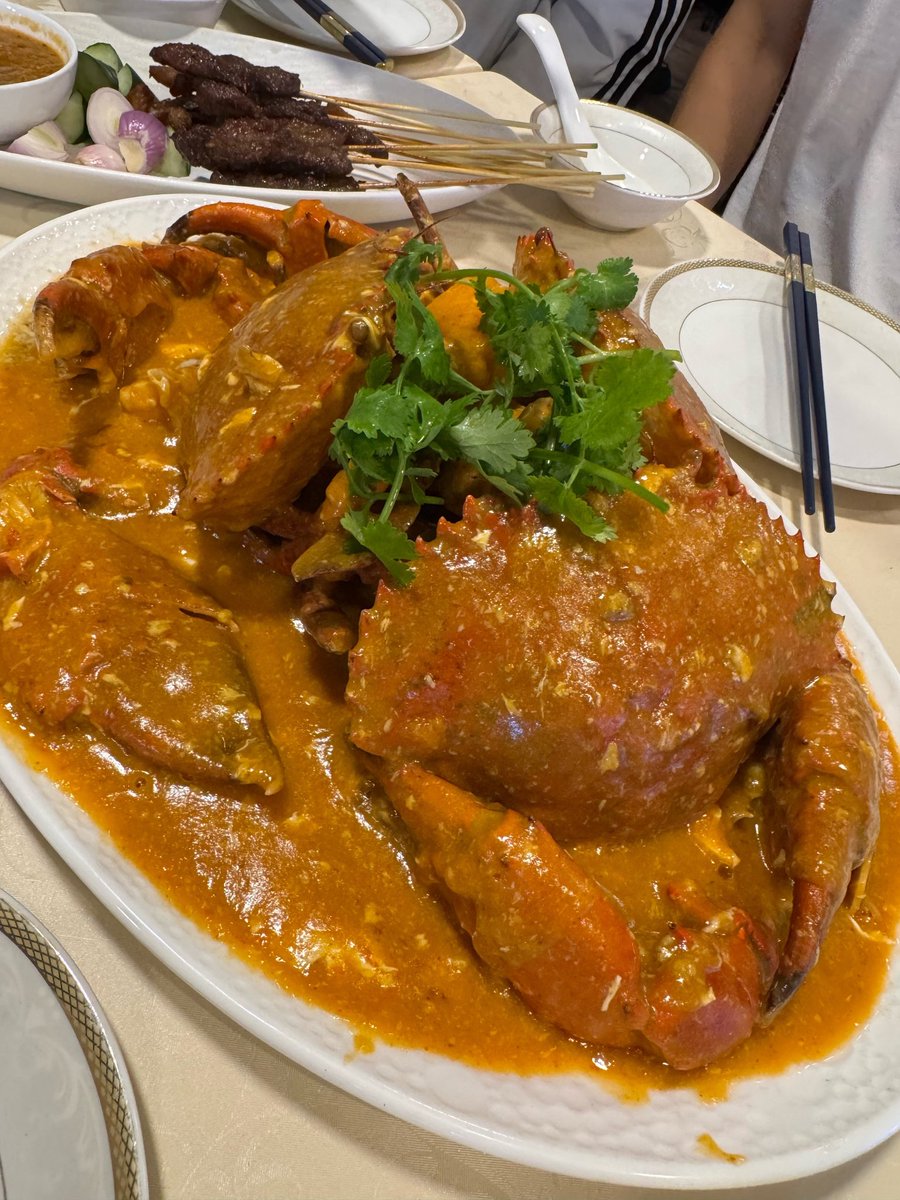 corinneniix's tweet photo. actl ytd she said she felt the chilli crab is more expensive than she expected. she thought it's normal food 😂
yuju, it's expensive for us too, we don't eat it often, it's not normal food 😂😂😂 https://t.co/ANkuYjVrLC