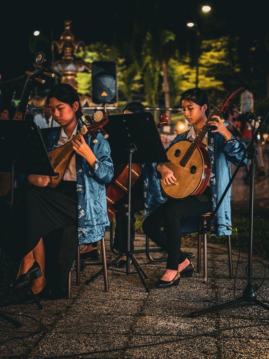 Kuala Kangsar jadi saksi penutup penuh warna Kembara Inspirasi Seni Perak 2025 bersama Persatuan Kebudayaan Dan Orkestra Cina Ipoh Peran!

Dari Ipoh ke Taiping hingga Kuala Kangsar, 3 daerah, 3 cerita seni. Tahun depan, 2026, mungkinkah 6 daerah bakal digegarkan? Nantikan!