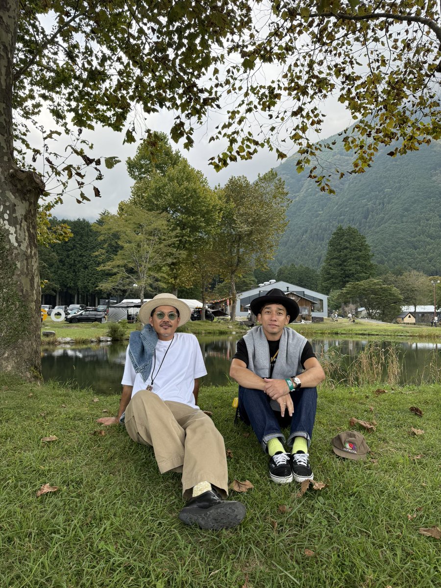 dw_nicols's tweet image. 🏕️thank you! #GOOUT🏕️

昨日の #GOOUTCAMP ふもとっぱらに
集まってくれたファンの皆様
スタッフの皆様
楽しい時間をありがとうございました😆🎶

お買い物から景色までたっぷり堪能して
素敵な時間となり感謝です😋

またGO OUTのステージで会えることを
楽しみにしています♪

#dwニコルズ
#dw25