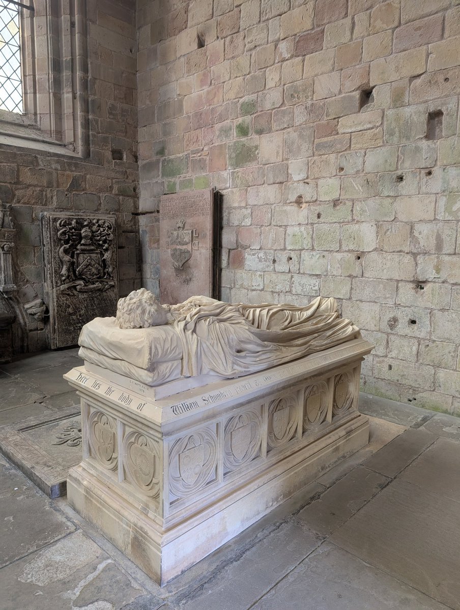 StuartLang9's tweet image. Jedburgh Abbey is just stunning, steeped in history, well worth a visit @welovehistory