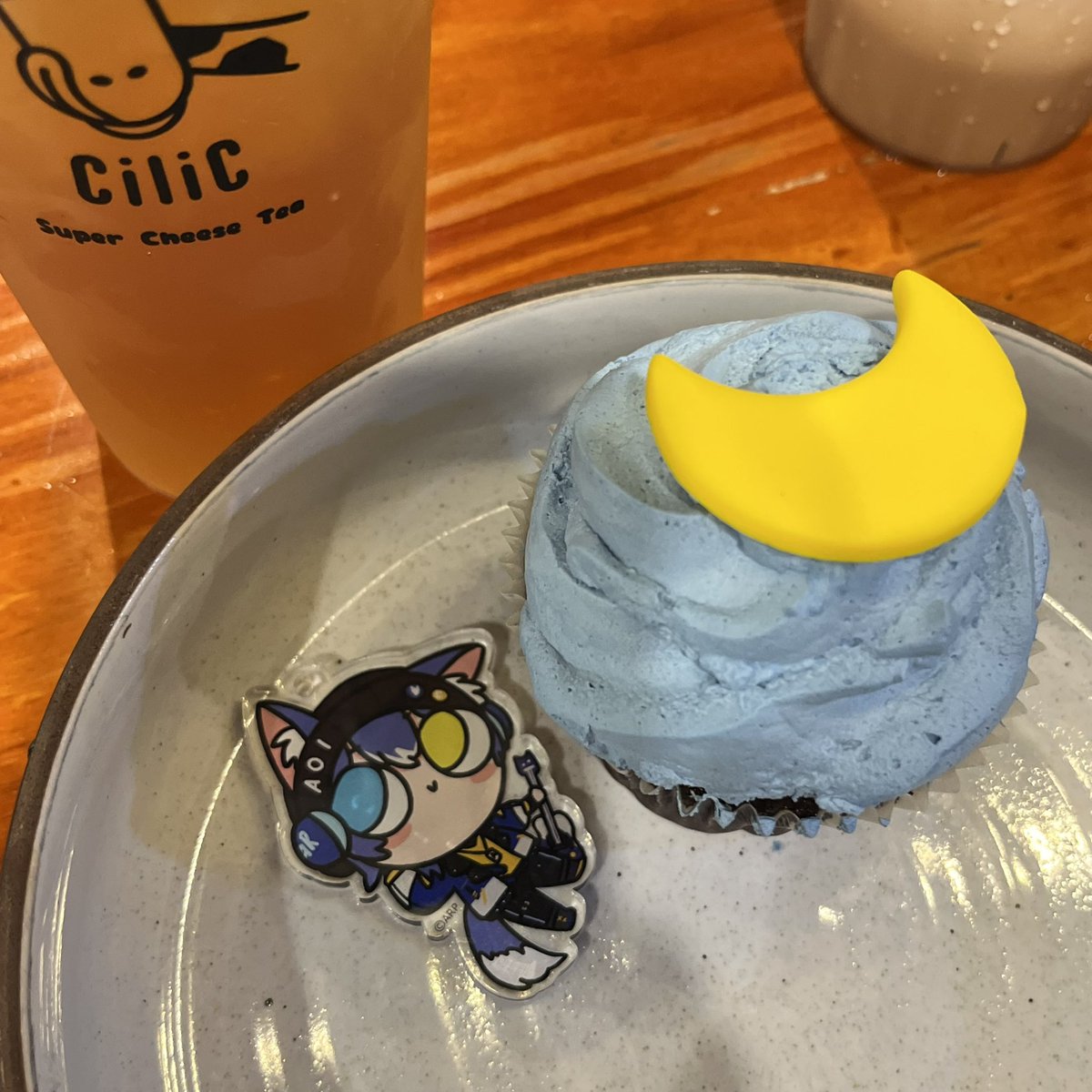 หม่ำ ๆ กุ้ดบอย 💙✨

#อบตจันทร์เสี้ยว 
#ครบรอบ17ปีพ่อใหญ่บ้านจันทร์เสี้ยว #Chocomoon