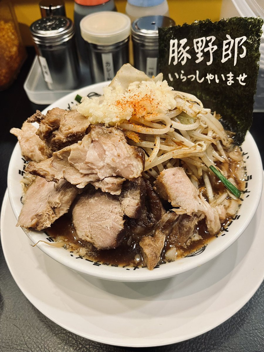 そうです僕はBBBが終わるまでハイカロリーを我慢した豚野郎ですブヒィ…