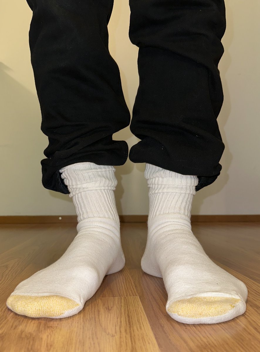 jack_royde's tweet photo. Whose dream is it to smell my socks? I think no one wants to do that or am I wrong? 🤔 Make your dream come true!🫵😈

#gaysocks #gaysockfetish #gaysocksworship #gaysniffingsocks #sockfetish #goldtoesocks #whitesocksfetish #malesocks #malesockfetish https://t.co/hmUsSlavzr