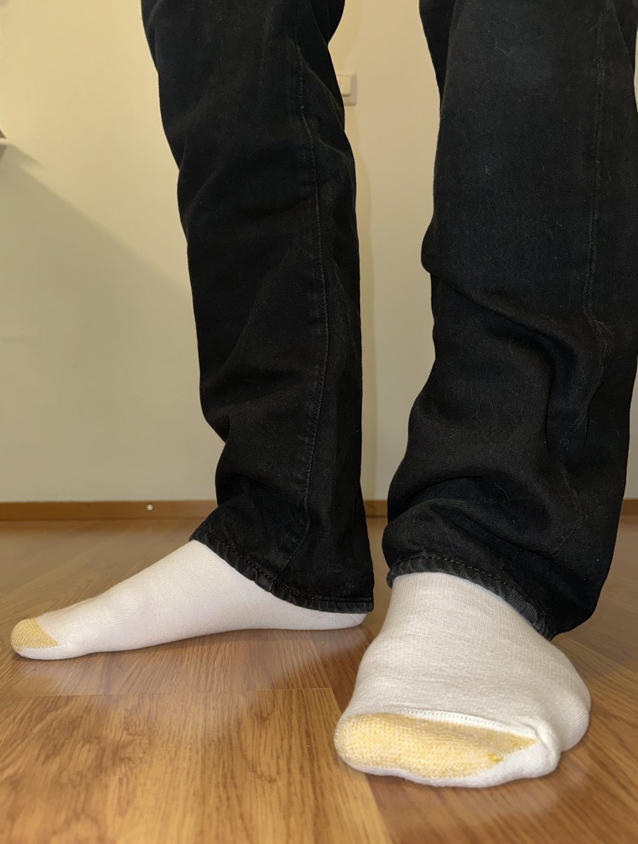jack_royde's tweet photo. Whose dream is it to smell my socks? I think no one wants to do that or am I wrong? 🤔 Make your dream come true!🫵😈

#gaysocks #gaysockfetish #gaysocksworship #gaysniffingsocks #sockfetish #goldtoesocks #whitesocksfetish #malesocks #malesockfetish https://t.co/hmUsSlavzr