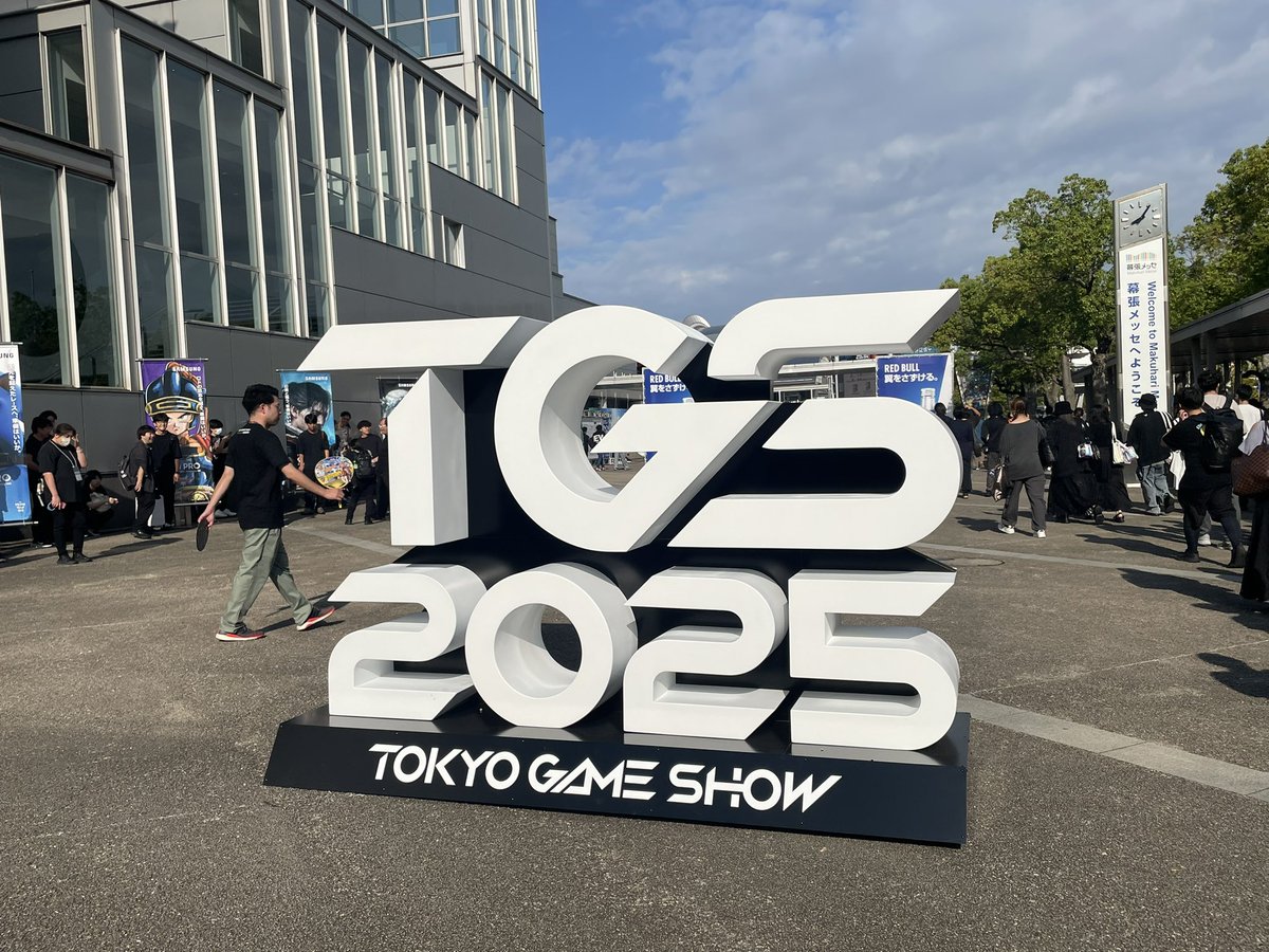 knives_potato's tweet photo. イマドキなゲームを学びにきた！
なお自分はプレステ2止まり…w
#TGS2025 https://t.co/y0KGV4RAIQ