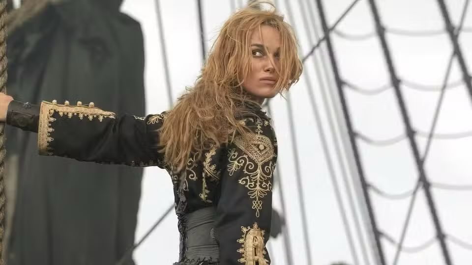 HollywoodHandle's tweet image. Keira Knightley confirms she’s not returning in the next ‘PIRATES OF THE CARIBBEAN.’

(Via: youtube.com/watch?v=hDvs86…)
