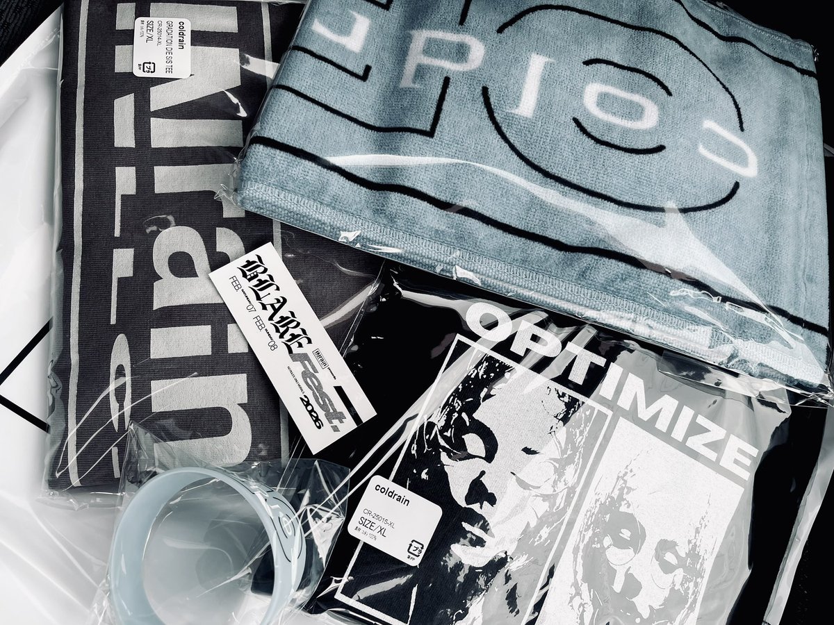 初日の物販列凄かった… #coldrain