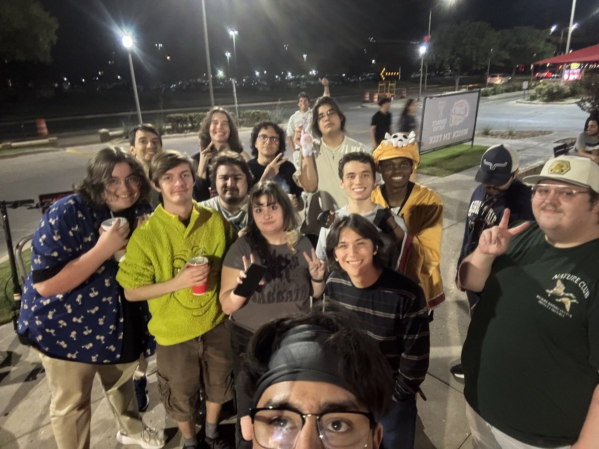 BALDI_FGC's tweet photo. HOT LITTLE DADS ARE ALL TOPS AT THE REGIONAL AND HIT THE SPOT AT CANES @HLDEsports_FGC #WTXFGC #HLD #DADDYNATION #GGST #SSBM #TEKKEN8 #SF6 #SHERAISINGMYCANESTILICHICKENFINGERS https://t.co/zNn7sm53t0