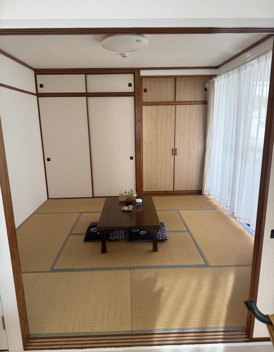 hashimqr's tweet photo. Room for the night https://t.co/QglMz4wv4x
