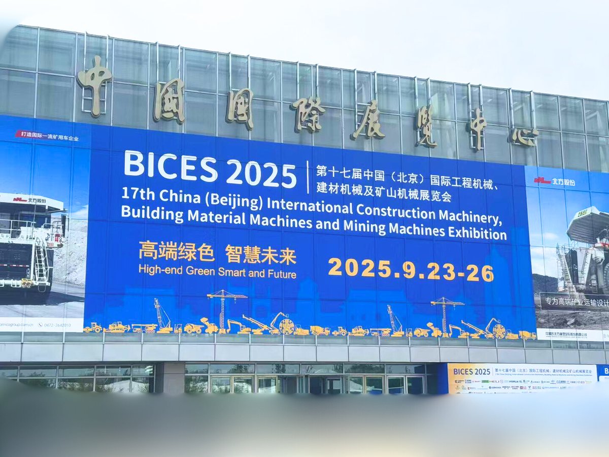 dch_isaac's tweet image. DCH RADIO REMOTE CONTROLS was honored to be part of the #bices2025, 
International constructions Machinery, Building Material Machinery and Mining Machines exhibition

#bices2025 #remotecontrol #constructionmachinery #cranes #miningequipment