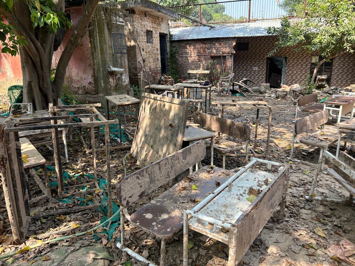 trust_sunrise's tweet photo. Floods in Jammu have destroyed    countless homes &amp; left families struggling to rebuild. Many have even lost their basic means to cook meals.
We are working on rehabilitating people &amp; urgently need gas stoves to support them. @SonuSood sir, your help can make a difference.#Flood https://t.co/XFq1eHoY0v