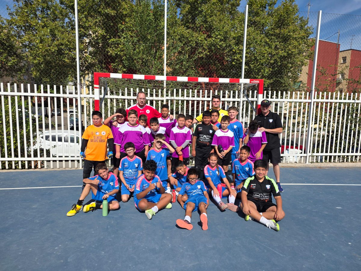 Hoy hemos tenido jornada de convivencia con <a href="/CFS_Eurosiris/">C.F.S Eurosiris</a> en categorias Benjamin, Alevin e Infantil