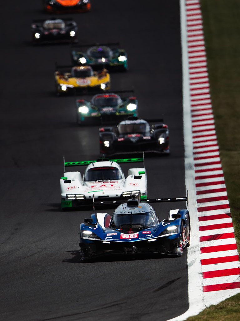 SignatechAlpine's tweet image. Mid-race snapshots at #6HFuji 🏯