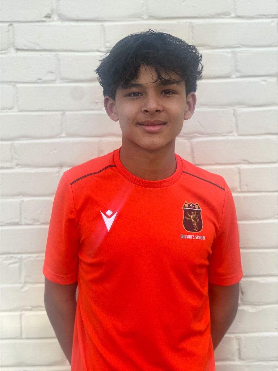 1st XI go down 2-1 away VS Hampton but put in an excellent display against one of the strongest school teams.

Phillip with his second goal in two games. Jacob was excellent in CM.

An organised, hard working performance nearly gets them something from the game.

#WilsonsFootball