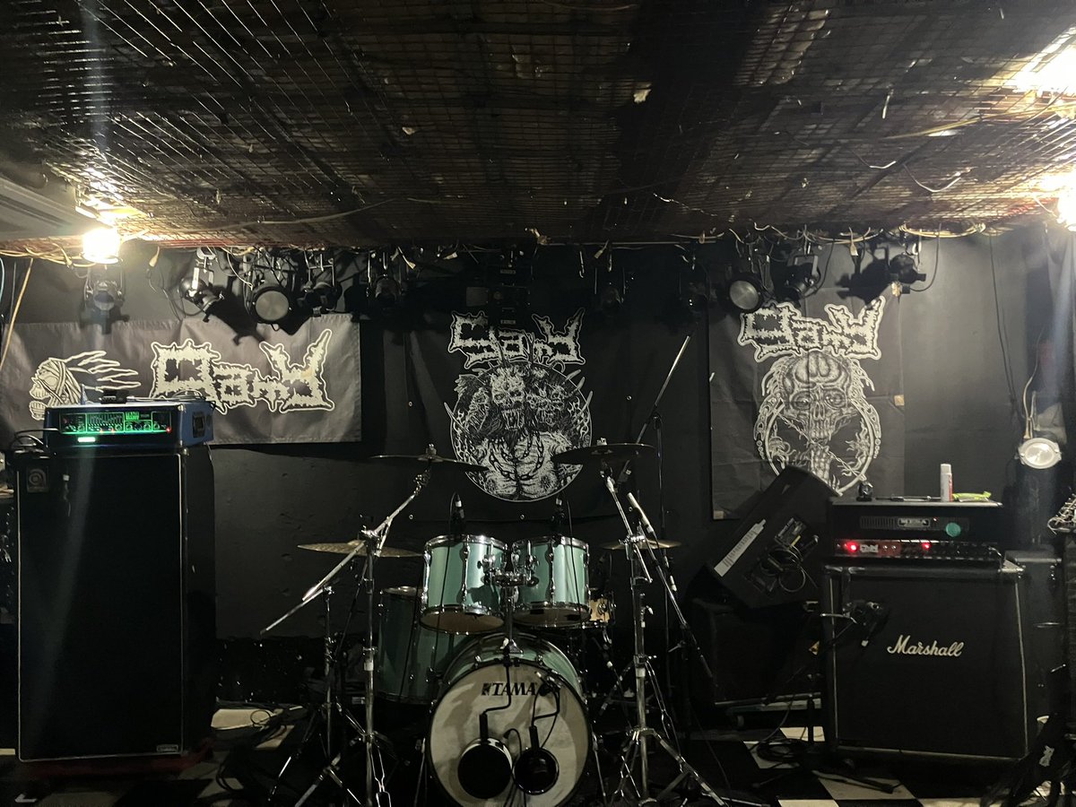 gamy_mosh's tweet photo. 昨日のgamyワンマンライブ、大成功だったんじゃないでしょうか？
関わってくれた全ての人に感謝します、ありがとうございました！
お客さん入るか心配しながら準備を進めてきましたが、終わってみればトータル90人以上のお客さんが来てくれました。
これに満足せずこの先もまだまだ頑張ります！ https://t.co/B0F6VJP1xT