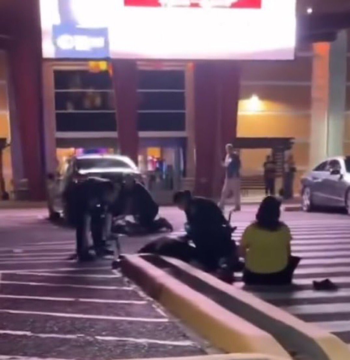 GaryJoelSWx's tweet image. 1 dead, 6 injured following #shooting at Kickapoo Casino in Eagle Pass, Texas. Eagle Pass PD confirms that they are assisting tribal police. 
#kickapoo #eaglepass #texas #tx