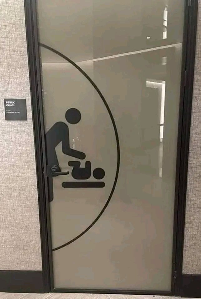 When unit tests pass, but there are no integration tests 🙈.