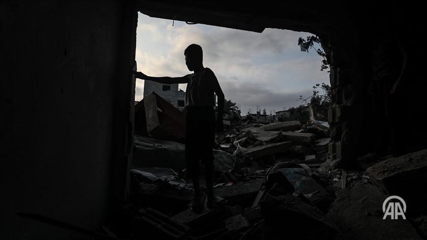 anadoluagency's tweet photo. 👉 Hamas said it has not received any new Gaza ceasefire proposal but is ready to discuss any offer

📰 Earlier media reports claimed Hamas received a US proposal to end the Israeli war in the enclave https://t.co/8gdIxeIdHz https://t.co/198ppZ5bTm