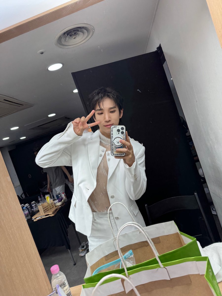240504 (2) #꾹이블

📸