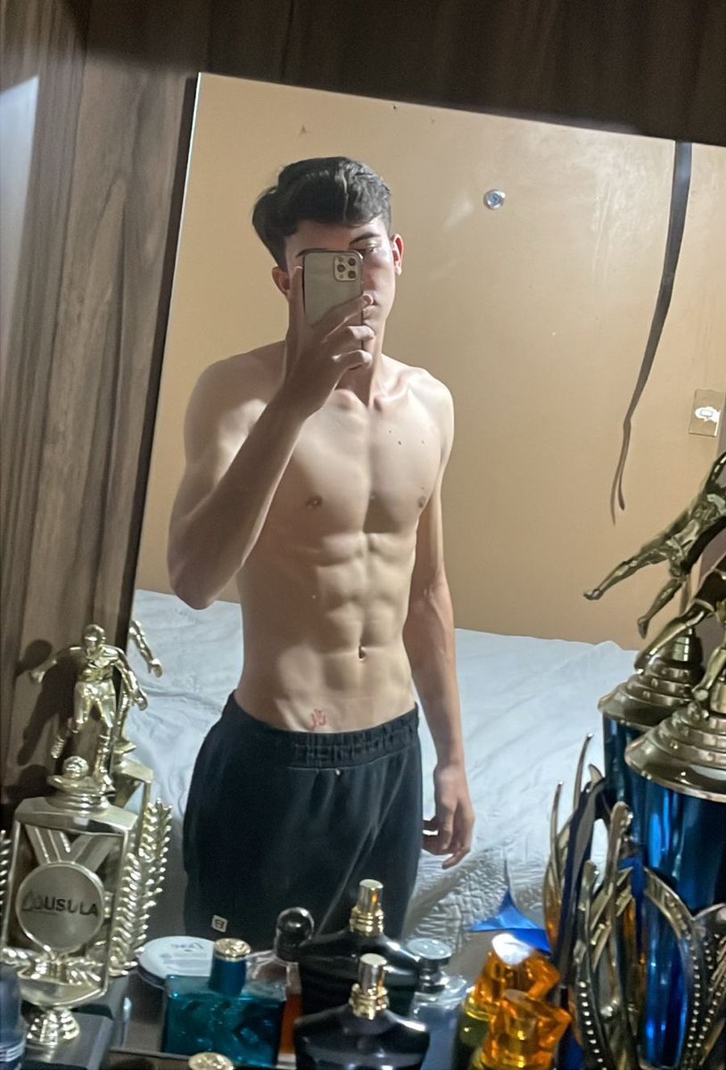 Hombres de Honduras tweet media