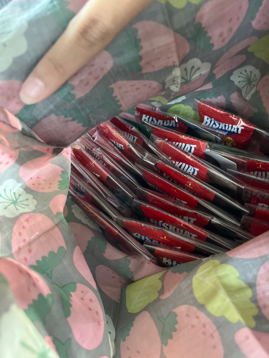 aku bikin freebies sedikit yang mau trade boleh