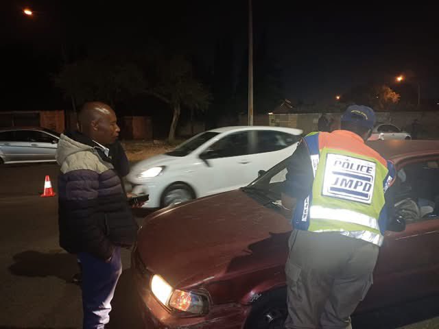 SAPoliceService's tweet image. #sapsGP The multidisciplinary team of #OperationShanela is led by Deputy Provincial Commissioner: Crime Detection, Maj Gen Mbuso Khumalo and Johannesburg District Commissioner, Maj Gen Nhlanhla Kubheka at Dobsonville where they conducted various crime prevention actions that…