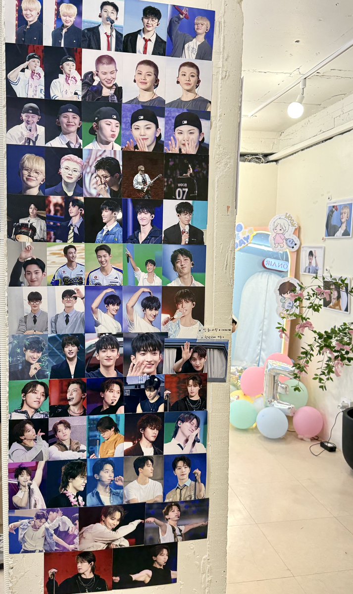 현장에 붙여뒀던 인화사진도
금일 이벤트 종료 후 무료로 나눔 예정입니다 ❥･• 

ᯓ✿ 𝟬𝟵𝟮𝟲 - 𝟬𝟵𝟮𝟴
ᯓ✿ 몰리스피크닉
ᯓ✿ 서울 마포구 서교동 331-3

#이형제의_손을_잡고_어디든지_GO_GO
#HoLEEday

#이지훈 #이석민 #이찬 #세븐틴 #이형제
#우지 #도겸 #디노