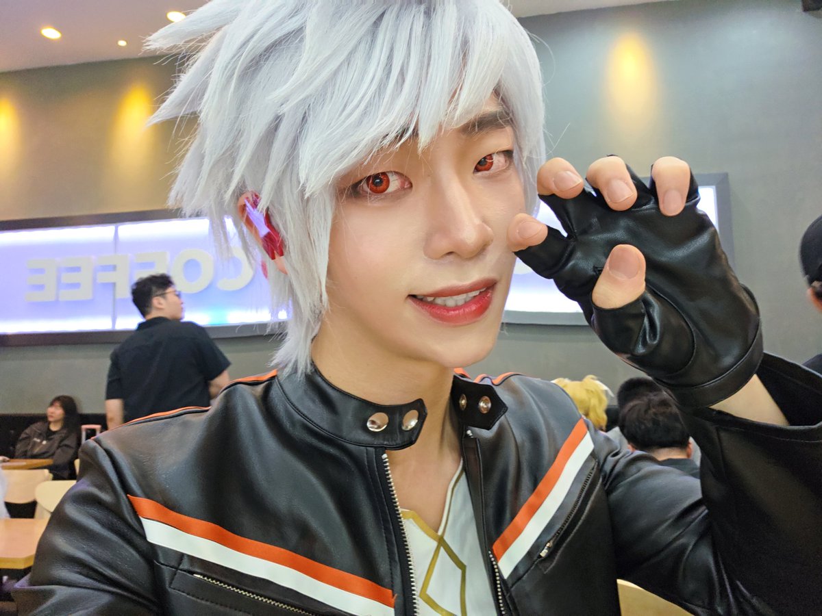 #대콘페 #대콘페_후기 #코스어_𝕏친소
짱 즐거운 테일즈런너 행사 및 대콘페 부스 다녀왔습니다~ 너무나 애정하는 장르라서 코스하는 동안 즐거웠어요 :)
다음행사에도 참여할게요~! 🫰