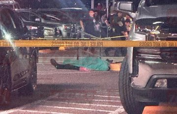 ferozwala's tweet image. Gunfire erupted at the Kickapoo Lucky Eagle Casino in Eagle Pass, Texas. At least 1 dead, 6 injured. 

Police are securing the area &amp;amp; an investigation is ongoing.  

 #Texas #EaglePass #Kickapoo 
x.com/ferozwala/stat…