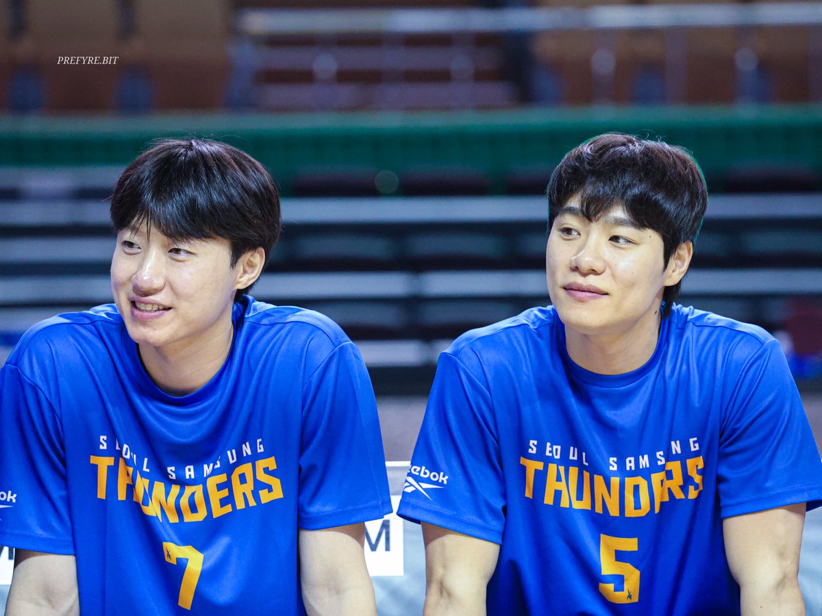 #최성모 #한호빈

저요저요