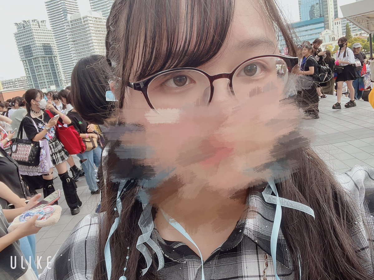 2日目のヘアアレンジは自力です()
