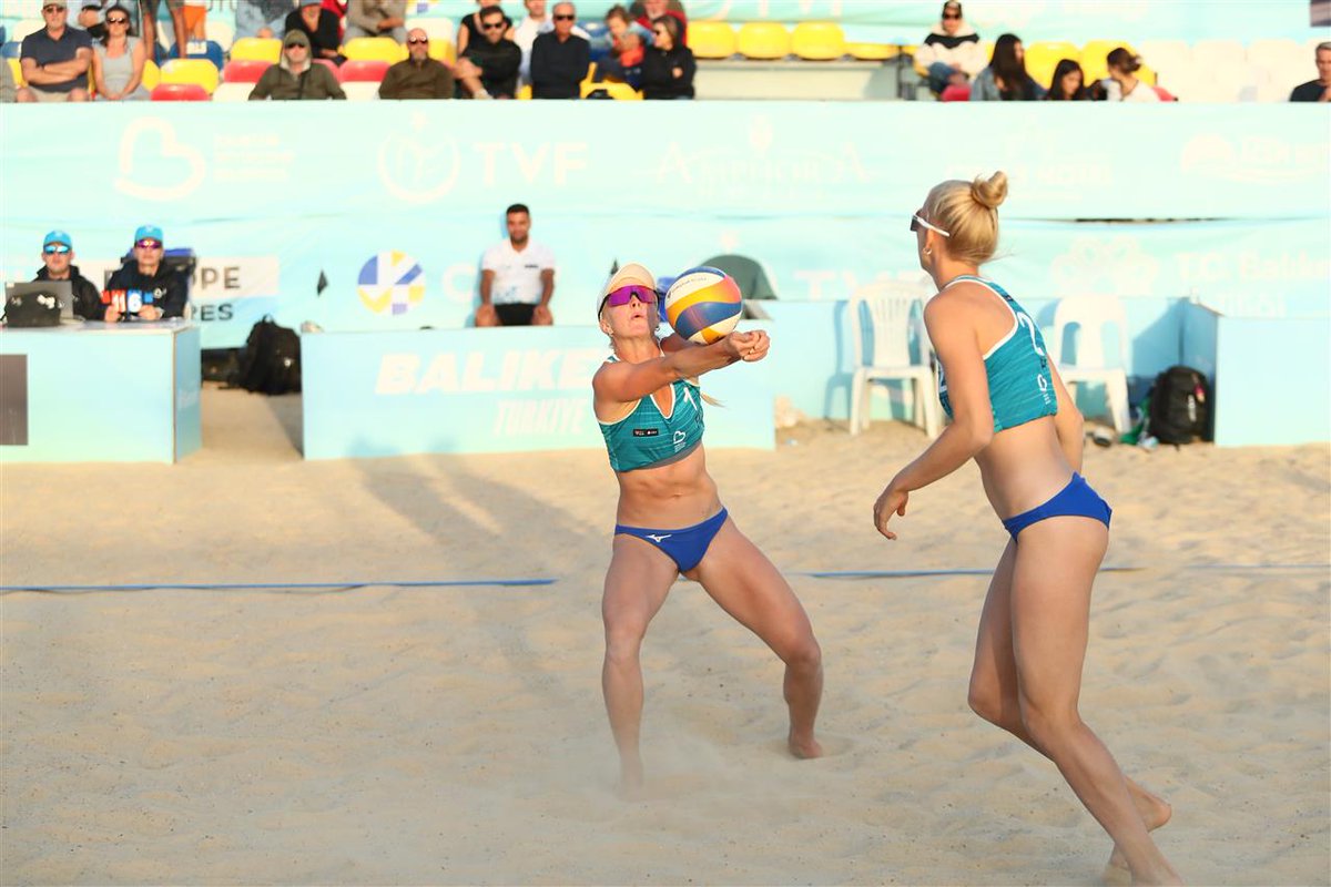 Sara Sinisalo ja Anniina Muukka sunnuntaina mitalipeleissä Turkissa🇹🇷

Välierä klo 13 vs Anna Pospisilova / Michaela Brinkova CZE [6].
Finaali klo 19.30, pronssiottelu klo 17.30

Mitalipelit näkyvät maksullisella eurovolley.tv