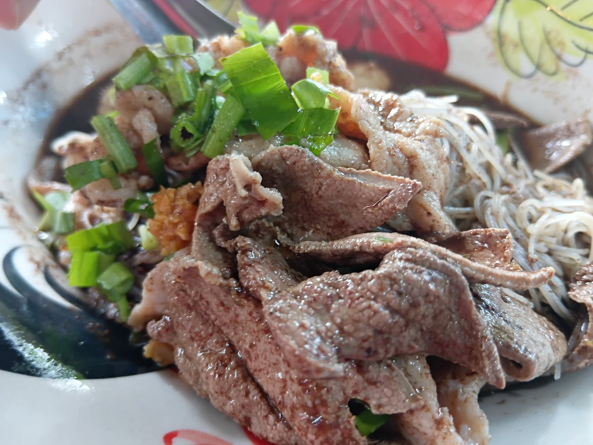 ธีติพงศ์ เอี่ยมละออ tweet media