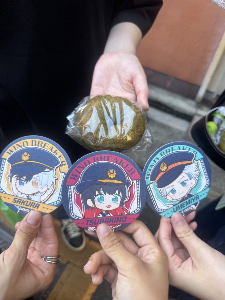 大須のウィンブレのコラボカフェとスタンプラリーに行ってきました"(∩&gt;ω&lt;∩)"
写真撮るの下手だけど、推しを自引き出来たので見てください😊