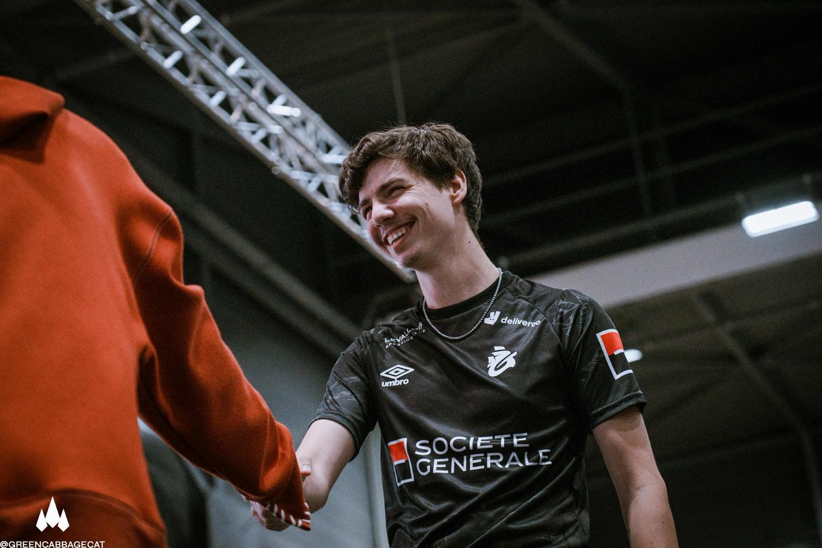 YunhaLee_photo tweet media